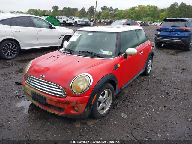 2009 MINI COOPER WMWMF33589TW77007 Photo 1