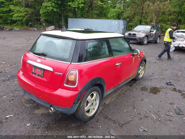2009 MINI COOPER WMWMF33589TW77007 Photo 3