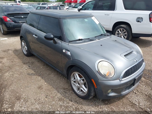 2009 MINI COOPER S WMWMF73519TW81813 Photo 0