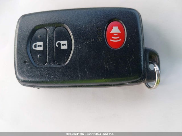 Toyota Prius Two 2014 JTDKN3DU6E0363225 Image 11