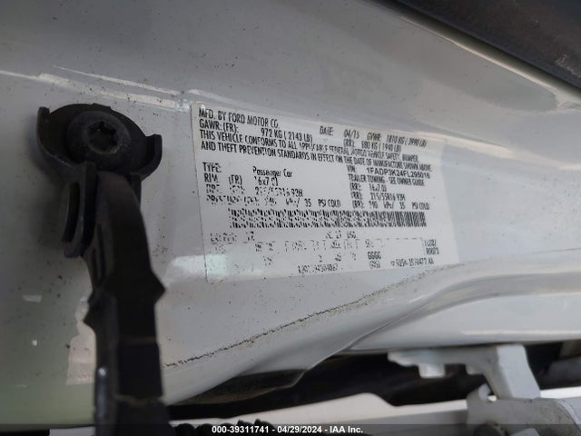 Ford FOCUS SE 2015 1FADP3K24FL295016 Image 9