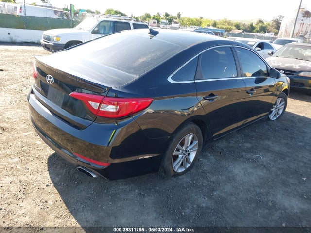 Hyundai SONATA SE 2017 5NPE24AF3HH551211 Image 4