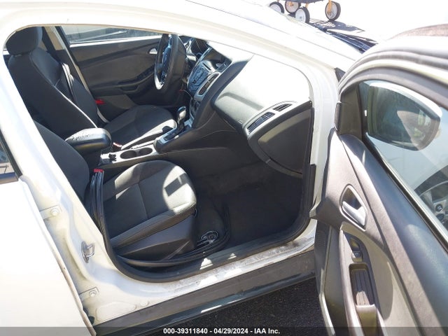 Ford FOCUS SE 2014 1FADP3F25EL376082 Image 5