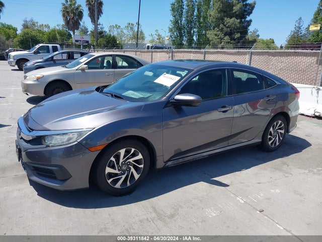 Honda CIVIC EX 2018 2HGFC2F76JH544986 Image 2