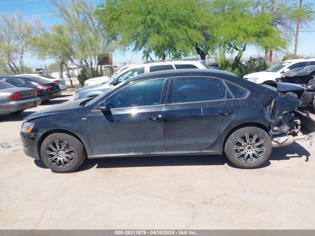 1VWAT7A3XEC081864 Volkswagen Passat 1.8t Wolfsburg Edition