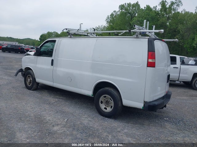 Chevrolet Express 2500 Work Van 2015 1GCWGFCF8F1159215 Image 3