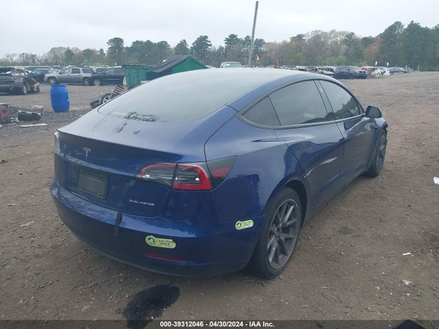 Tesla Model 3 Long Range Dual Motor All-wheel Drive 2022 5YJ3E1EB6NF306207 Image 4