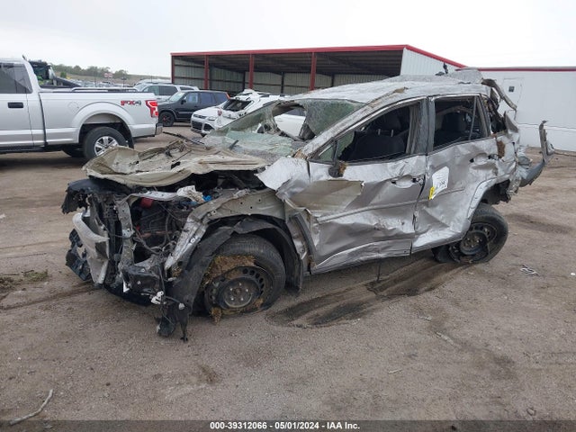 Toyota RAV4 LE 2021 2T3F1RFV8MC213554 Image 2