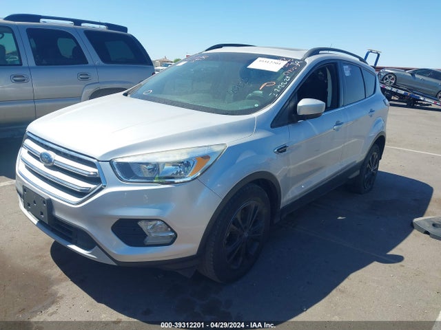 Ford ESCAPE SE 2018 1FMCU0GD1JUC49357 Image 2