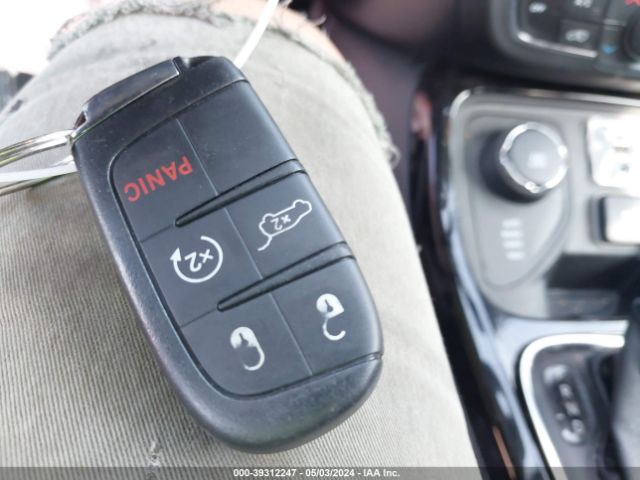 3C4NJDCBXJT280649 Jeep Compass Limited 4x4