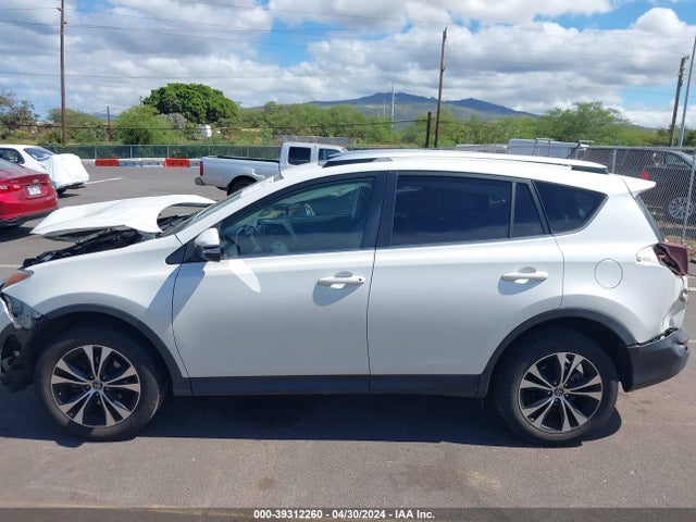 Toyota Rav4 Limited 2015 JTMYFREV0FD045435 Image 14