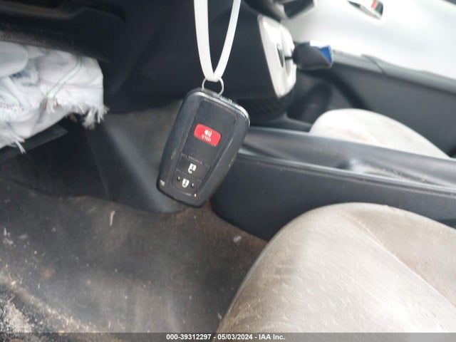 Toyota Prius Two 2017 JTDKBRFU9H3549353 Image 11