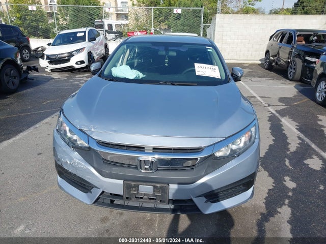 Honda Civic Lx 2018 2HGFC2F56JH521223 Image 12