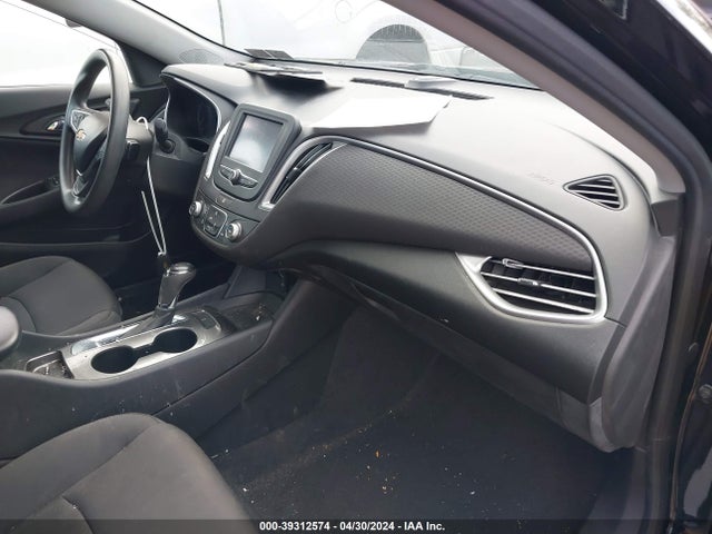 Chevrolet Malibu 1fl 2017 1G1ZC5ST3HF263507 Image 5