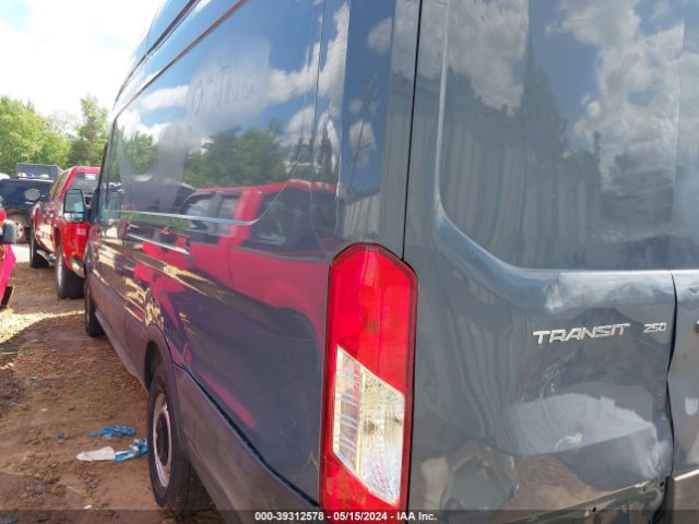 1FTYR3XM6KKB17642 Ford Transit-250