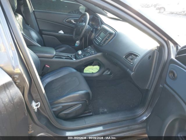 1C3CCCBG0FN517962 Chrysler 200 S