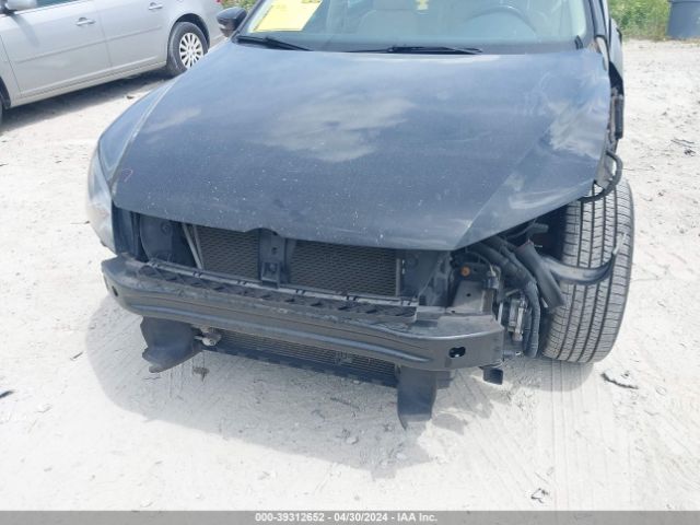 1VWAT7A36EC023329 Volkswagen Passat 1.8t Wolfsburg Edition