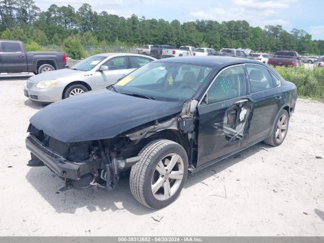 1VWAT7A36EC023329 Volkswagen Passat 1.8t Wolfsburg Edition