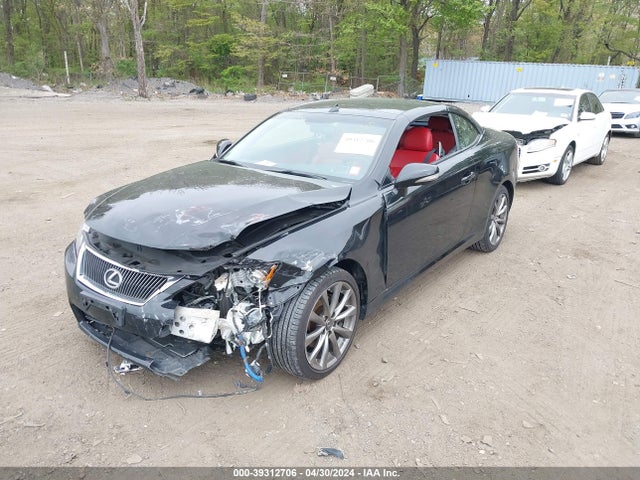 Lexus IS 250C 2015 JTHFF2C23F2533425 Image 2