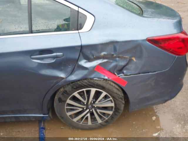 Subaru Legacy 2.5i Premium 2018 4S3BNAC60J3023715 Image 6