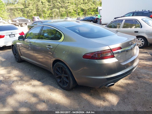2009 JAGUAR XF SAJWA05B69HR05490 Photo 2