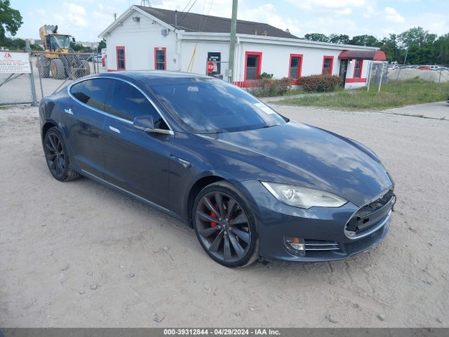 Tesla Model S 90d/p100d/p85d/p90d 2016 5YJSA1E40GF128645 Image 1
