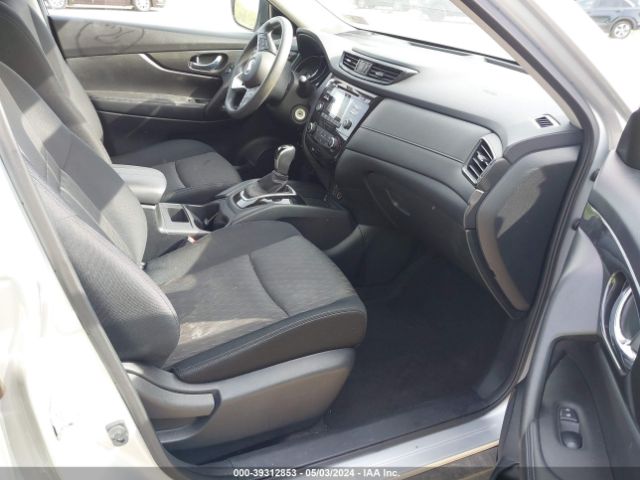 JN8AT2MV1HW261521 Nissan ROGUE S