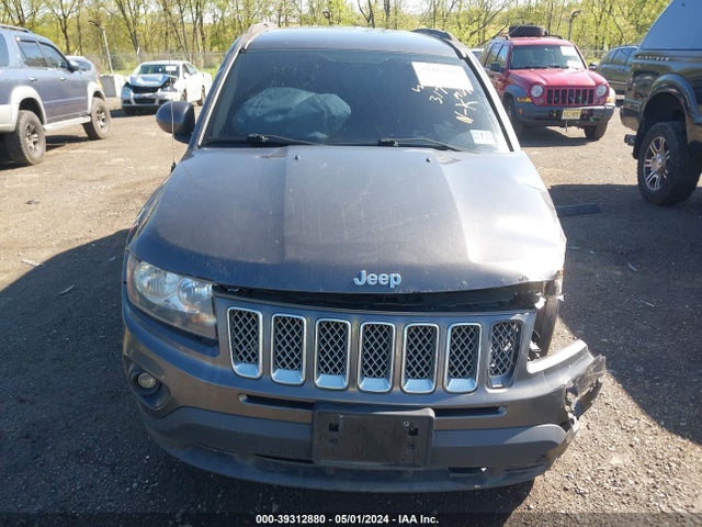 1C4NJDEB6ED816408 Jeep Compass Latitude