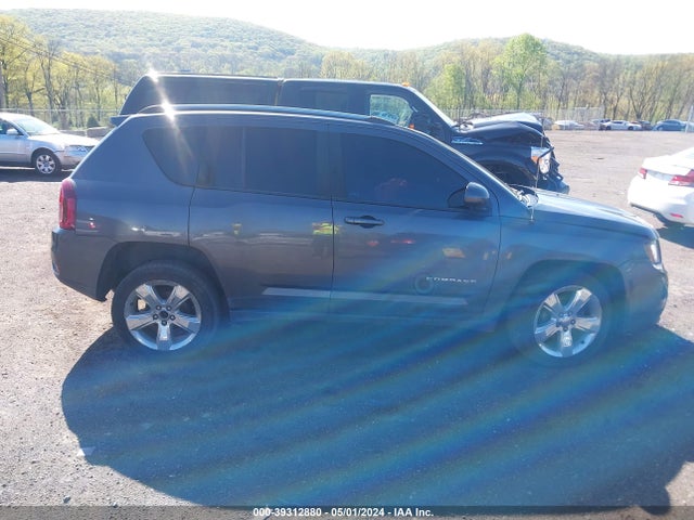 1C4NJDEB6ED816408 Jeep Compass Latitude
