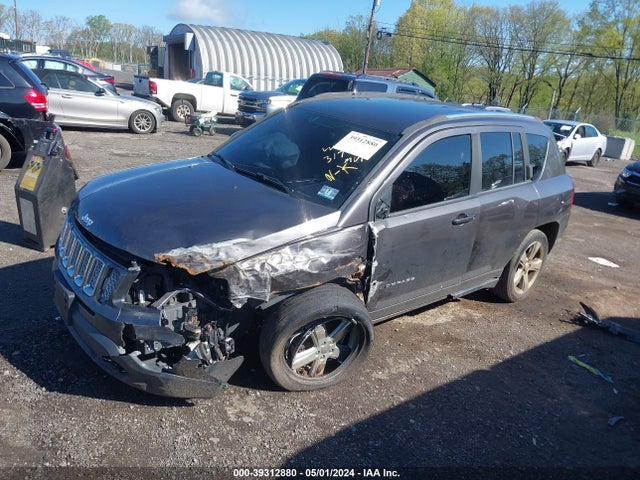 1C4NJDEB6ED816408 Jeep Compass Latitude