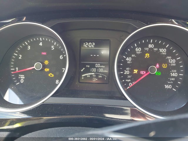 3VWL17AJ2FM219314 Volkswagen Jetta 1.8t Sel