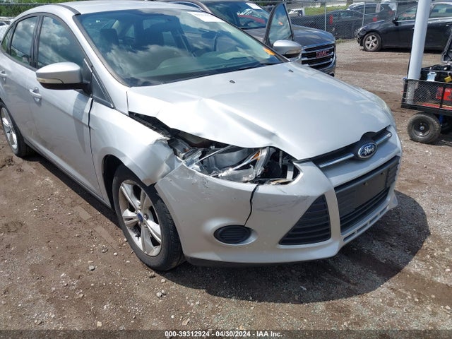 Ford FOCUS SE 2014 1FADP3F20EL453201 Image 6