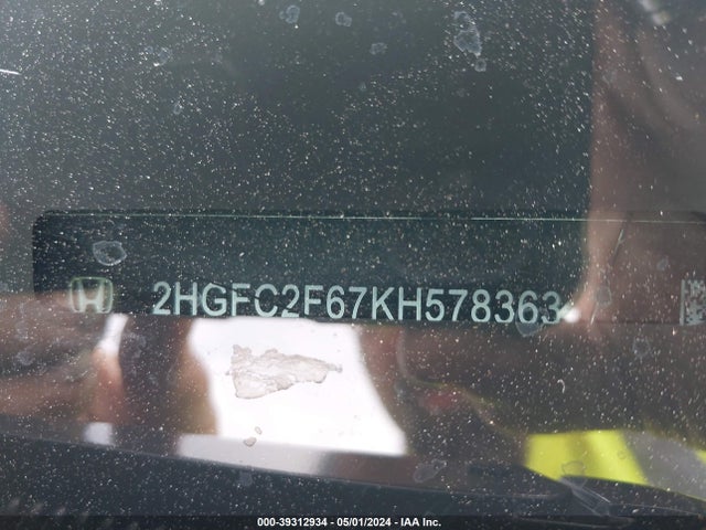Honda Civic Lx 2019 2HGFC2F67KH578363 Image 9