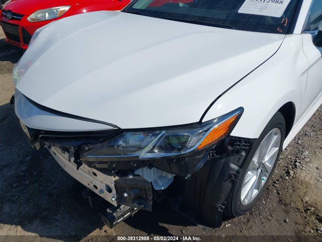 Toyota CAMRY LE 2022 4T1C11AK4NU658352 Image 19