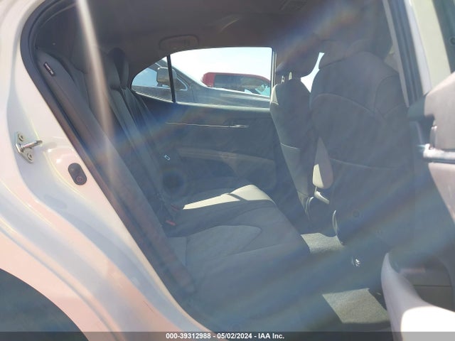 Toyota CAMRY LE 2022 4T1C11AK4NU658352 Image 8