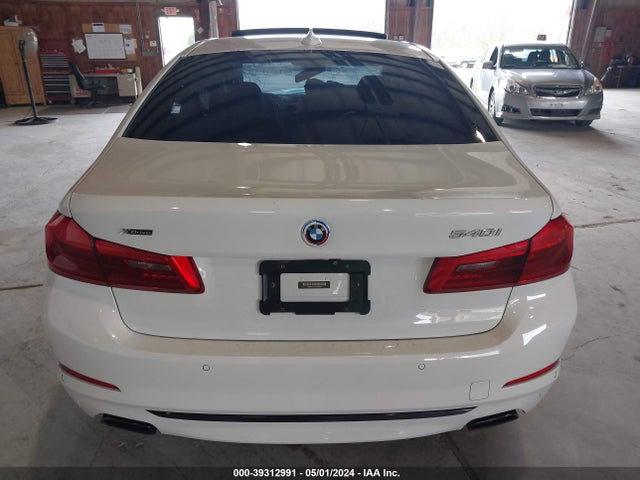 WBAJE7C51JWC99566 BMW 540i Xdrive