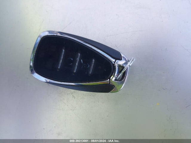 Chevrolet EQUINOX LT 2018 2GNAXSEV1J6196384 Image 11