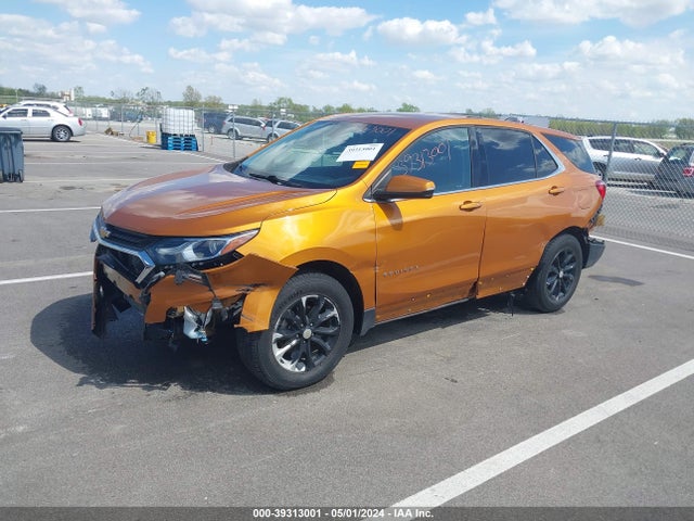 Chevrolet EQUINOX LT 2018 2GNAXSEV1J6196384 Image 2