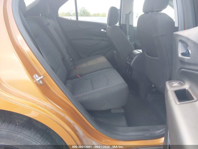 Chevrolet EQUINOX LT 2018 2GNAXSEV1J6196384 Image 8