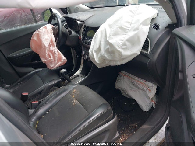 Chevrolet Trax Lt 2018 KL7CJPSBXJB601324 Image 5