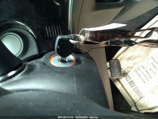 JA4AD2A37HZ032183 Mitsubishi Outlander Es