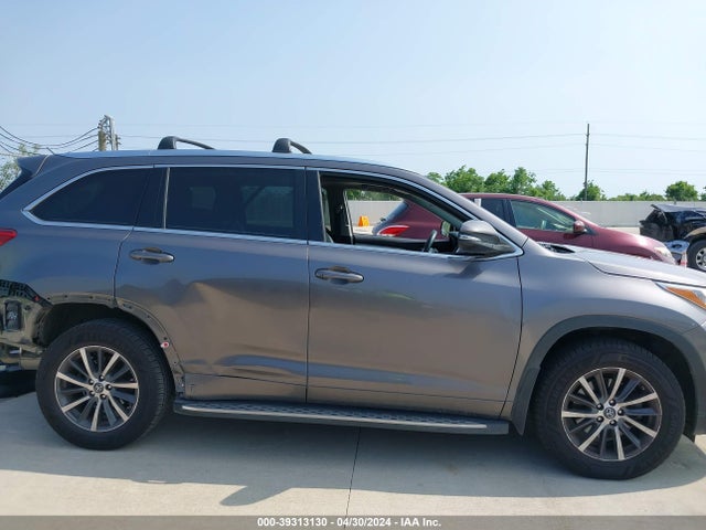 Toyota Highlander Xle 2017 5TDKZRFH1HS520961 Image 13