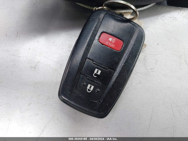Toyota Prius Two 2016 JTDKBRFU1G3005878 Image 11