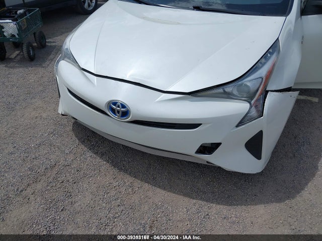 Toyota Prius Two 2016 JTDKBRFU1G3005878 Image 6
