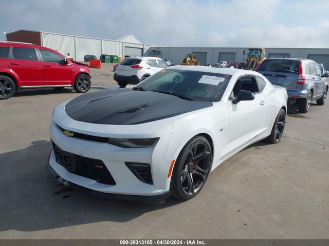39313185 :رقم المزاد ، 1G1FE1R72H0178076 vin ، 2017 Chevrolet Camaro 1ss مزاد بيع