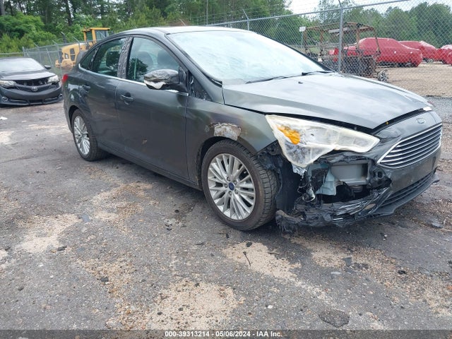 Ford Focus Titanium 2017 1FADP3J27HL238197 Image 6