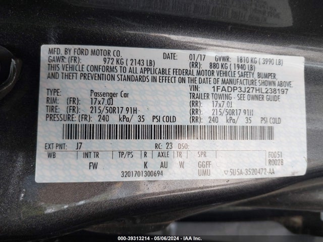 Ford Focus Titanium 2017 1FADP3J27HL238197 Image 9