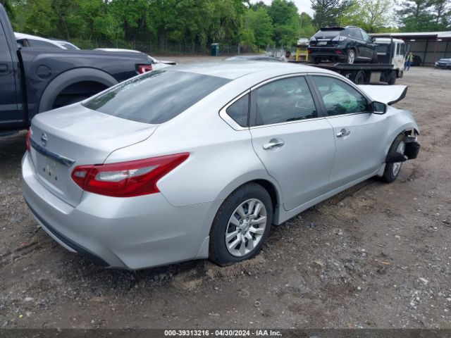 1N4AL3AP4JC298499 Nissan Altima 2.5 S
