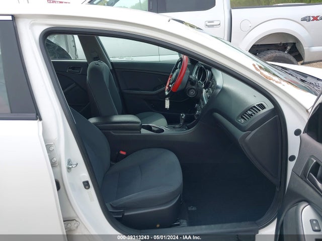 KIA Optima Lx 2015 KNAGM4A72F5576154 Image 5