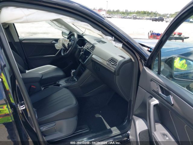 3VV3B7AX0PM141705 Volkswagen Tiguan 2.0t Se
